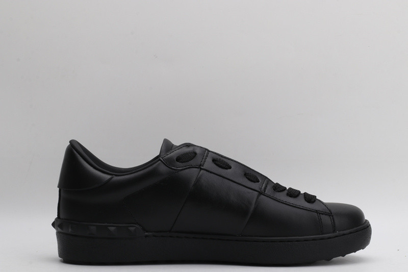 Va1e*ntin0 garavani sneaker