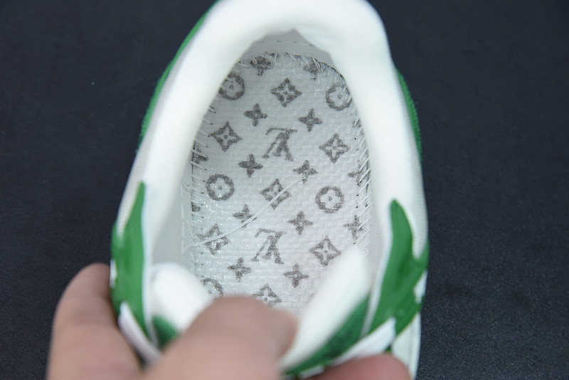 LVT SNEAKERS