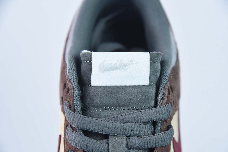 oT0mo katsuhiro x nike sb dunk low "steamboy ost" cv1026-053