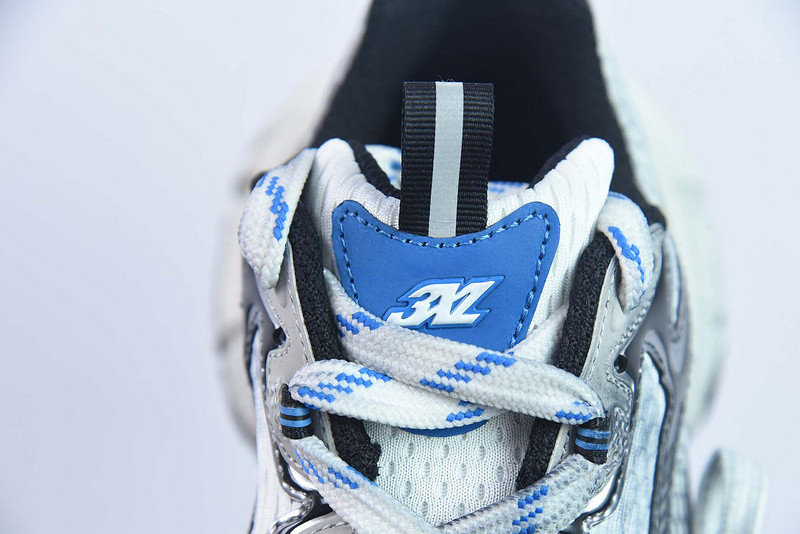 BC 3XL SNEAKER