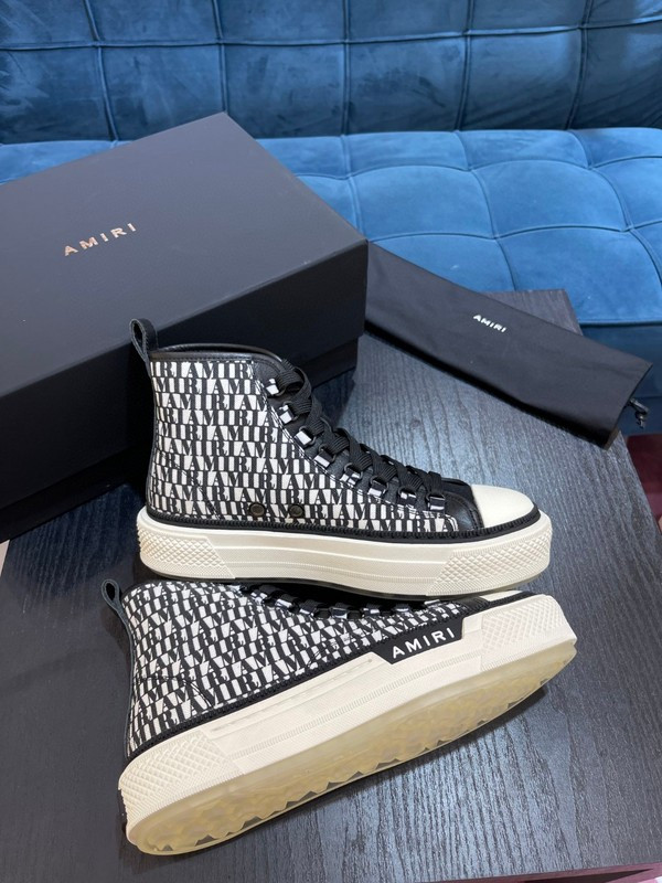 AMIRI stars court sneakers