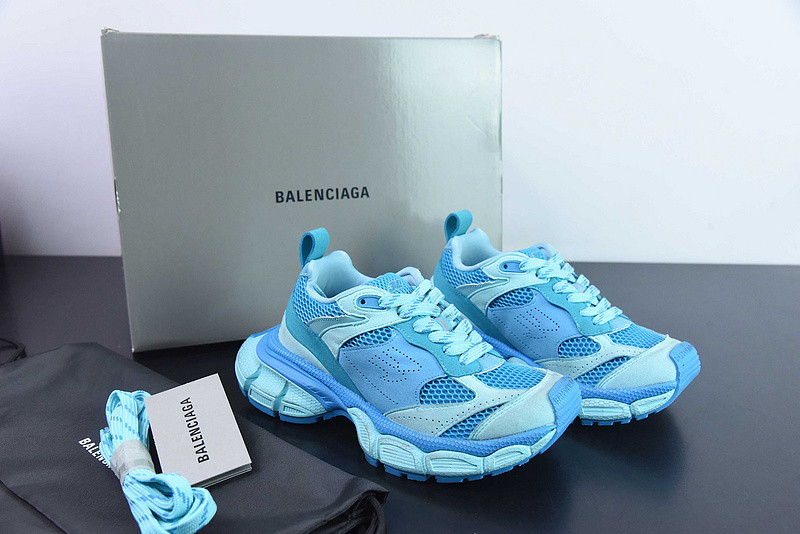 BC XL SNEAKERS