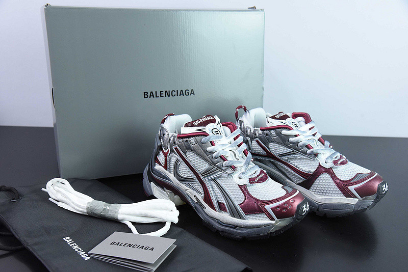 Ba*len*cia*ga runner sneaker