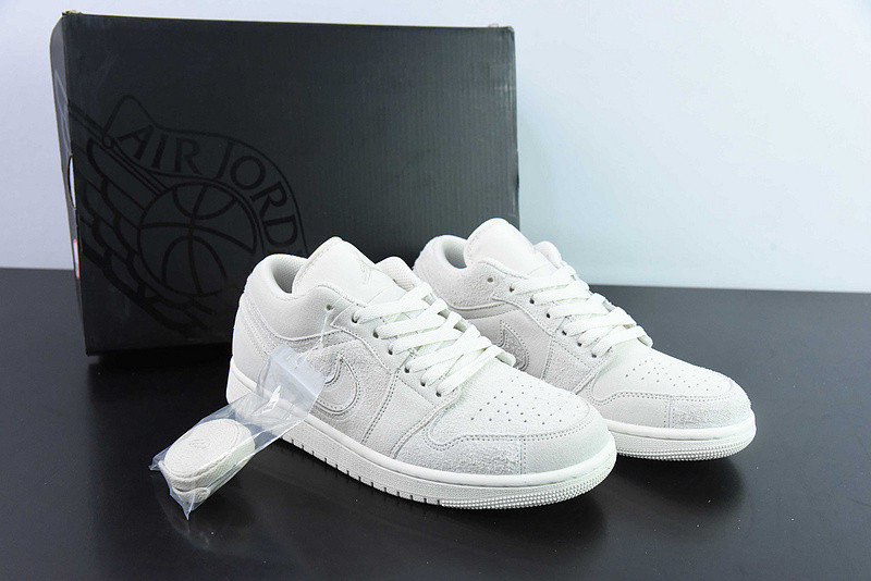 Air Jordan 1 Low SE Craft "Photon Dust/Grey" FQ3055-100