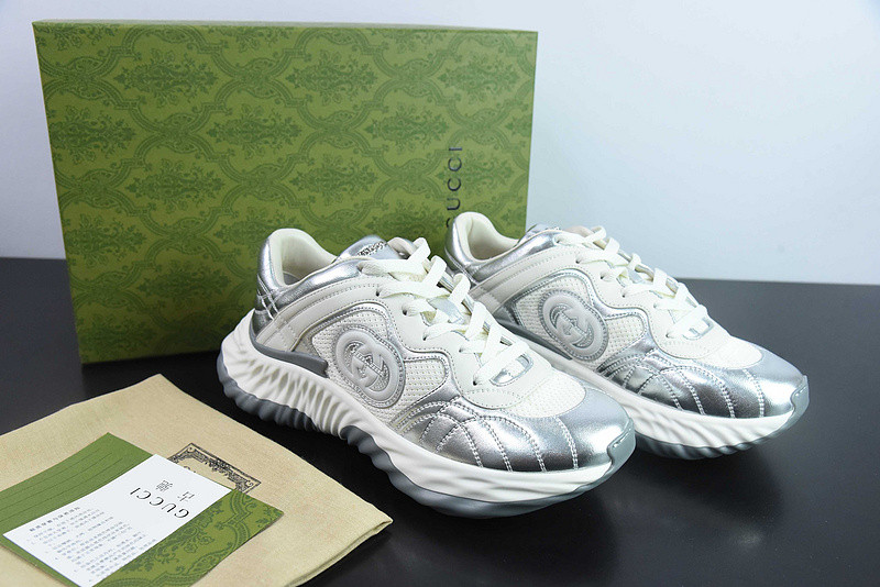 G*u*i sneaker