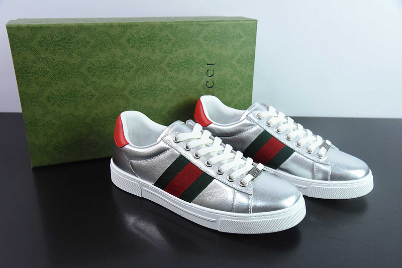 G*u*i sneaker