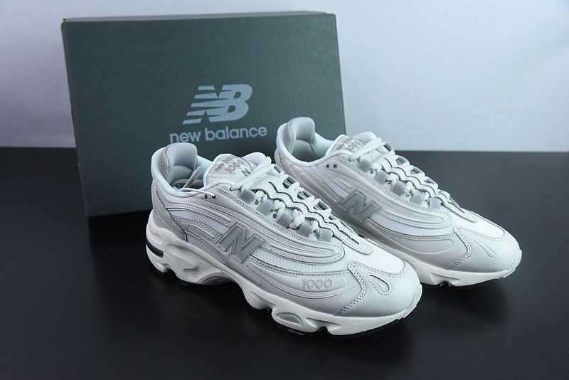 new Ba1an*e sneaker