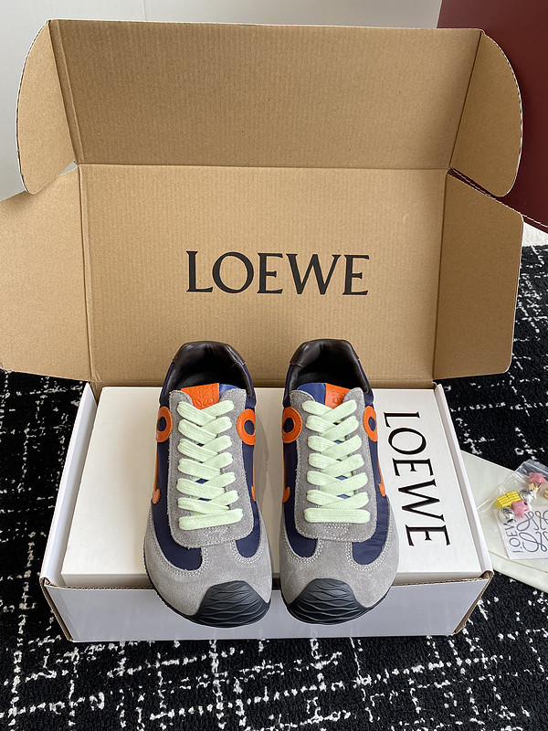 L0ew* sneaker