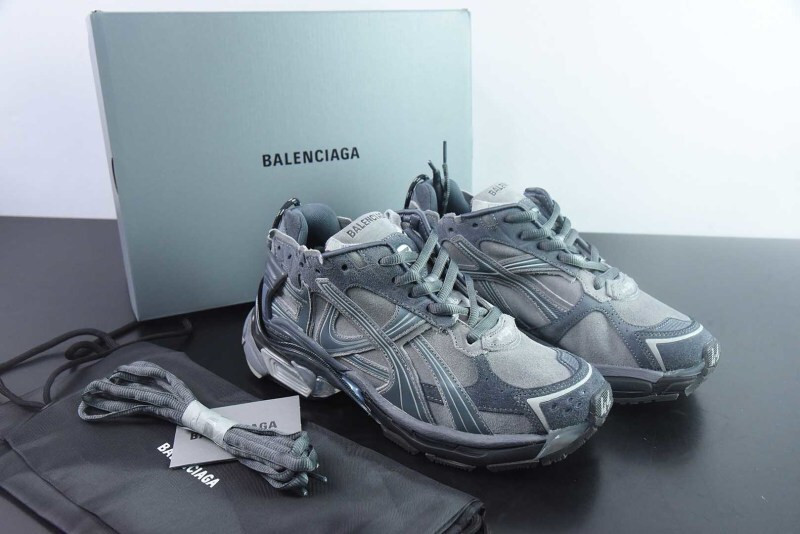Ba1en*iaga runner sneaker dirty