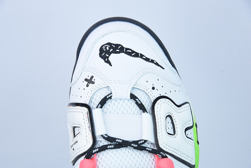 NIKE AIR MORE UPTEMPO 96