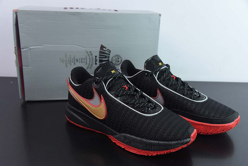Nike LeBron 20 "Trinity" DJ5423-001