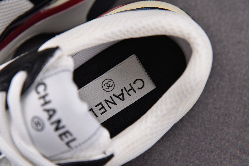 Ch**el sneaker