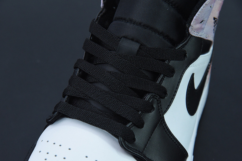 AIR JORDAN 1 MID SE 