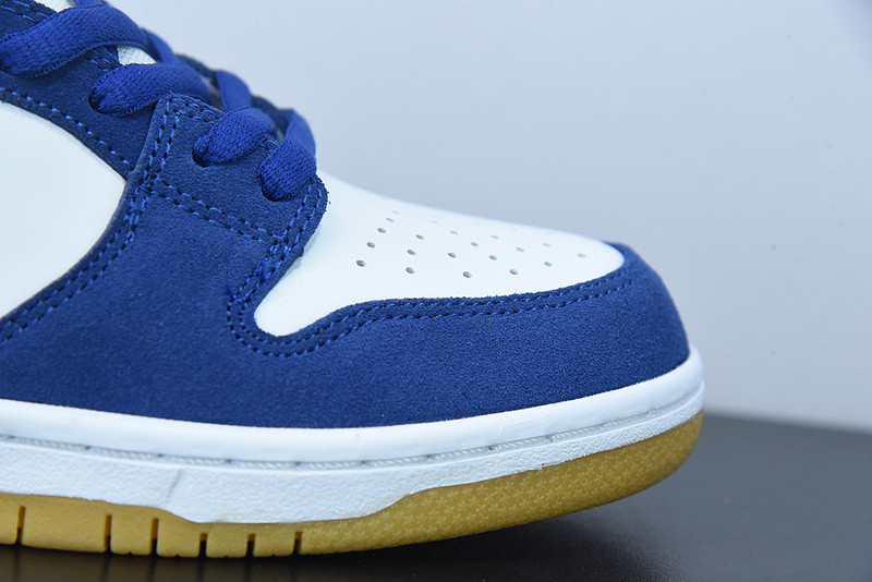 Nike SB Dunk Low “LA Dodgers” DO9395-400