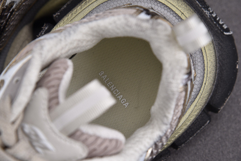 BC 3XL SNEAKER