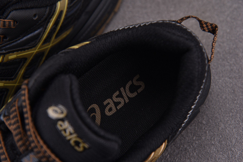 As1cs gel‑kahana 8 retro wear‑resistant trail black brown 