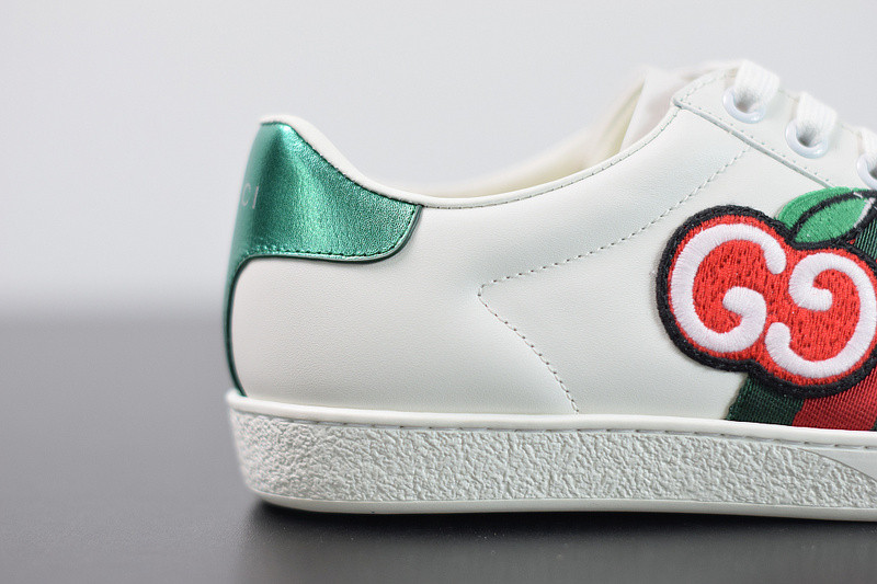 G*u*i ace embroidered low-top sneaker