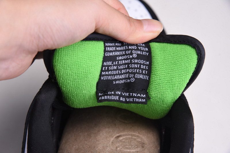 NIKE SB DUNK LOW “PANDA PIGEON” BV1310-013