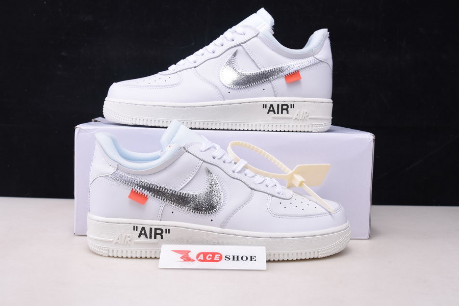 NIKE AIR FORCE 1 