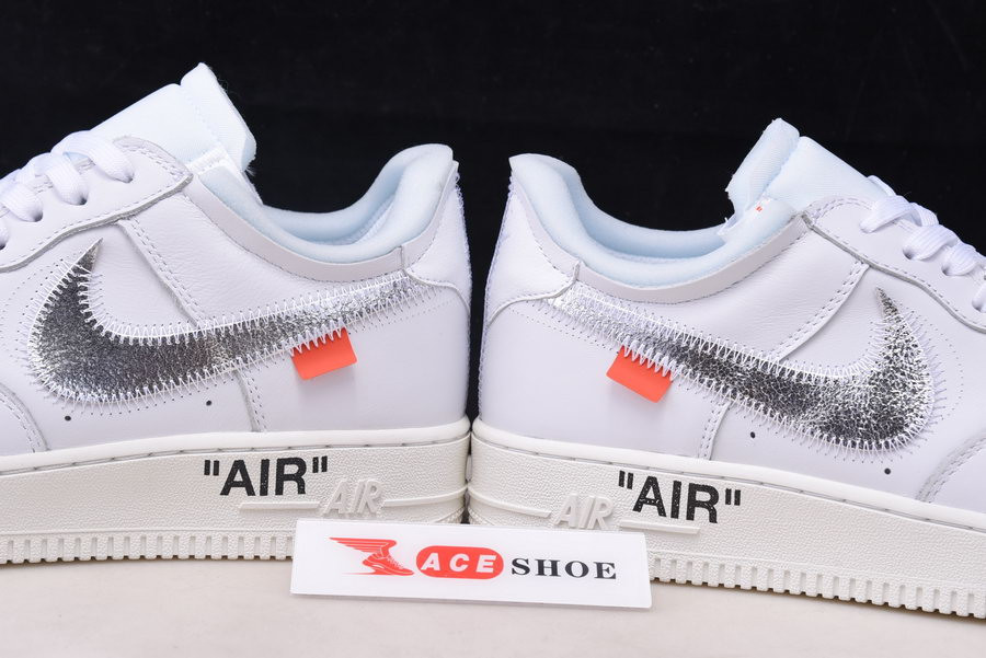 NIKE AIR FORCE 1 