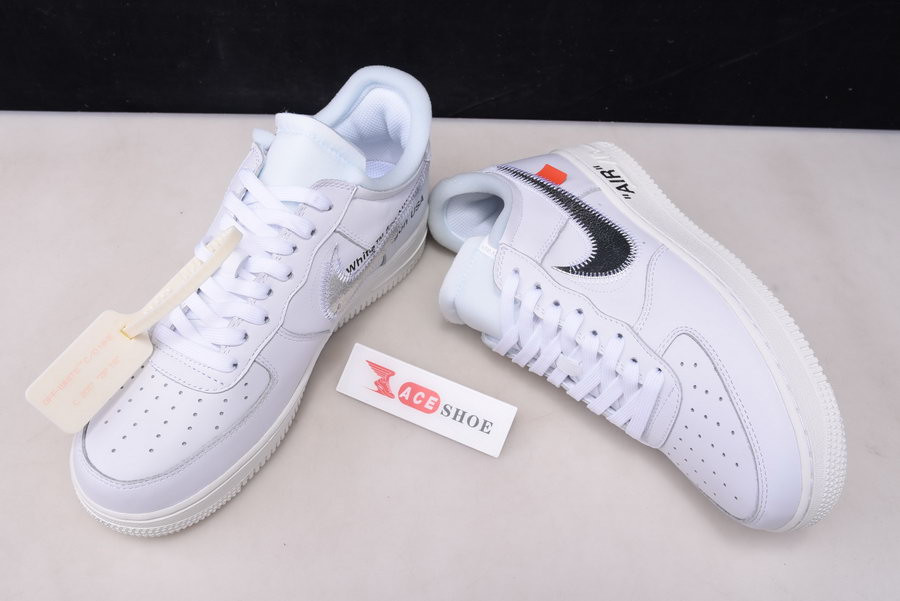 NIKE AIR FORCE 1 