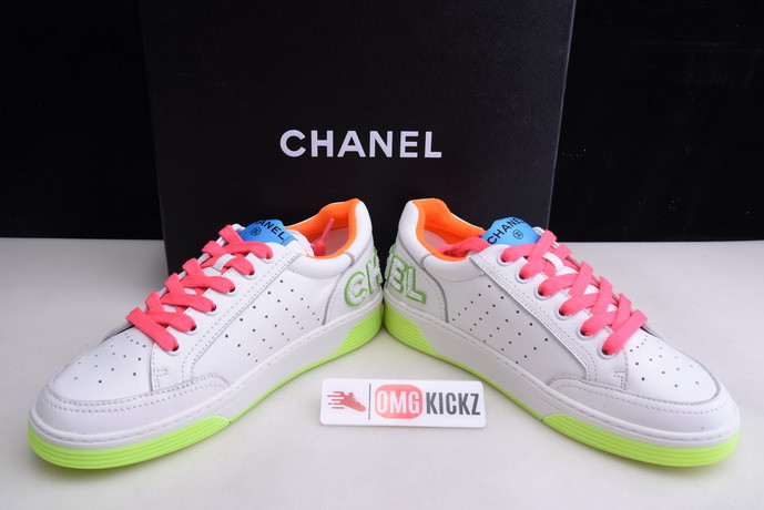 Ch**el sneaker