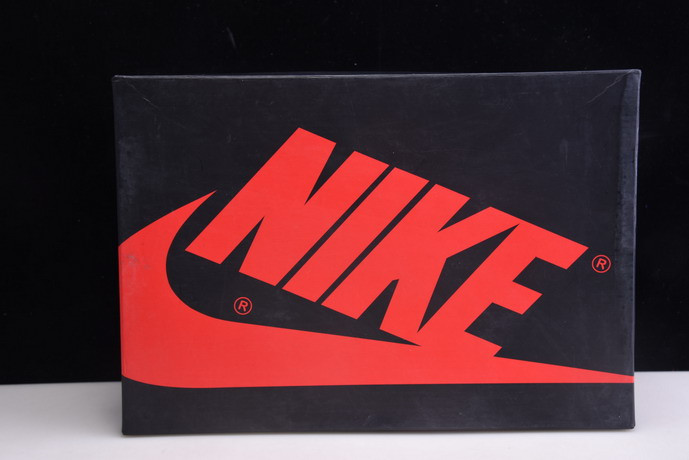 KOBE BRYANT X AIR JORDAN 1 HIGH OG BLACK-PURPLE 555088-171