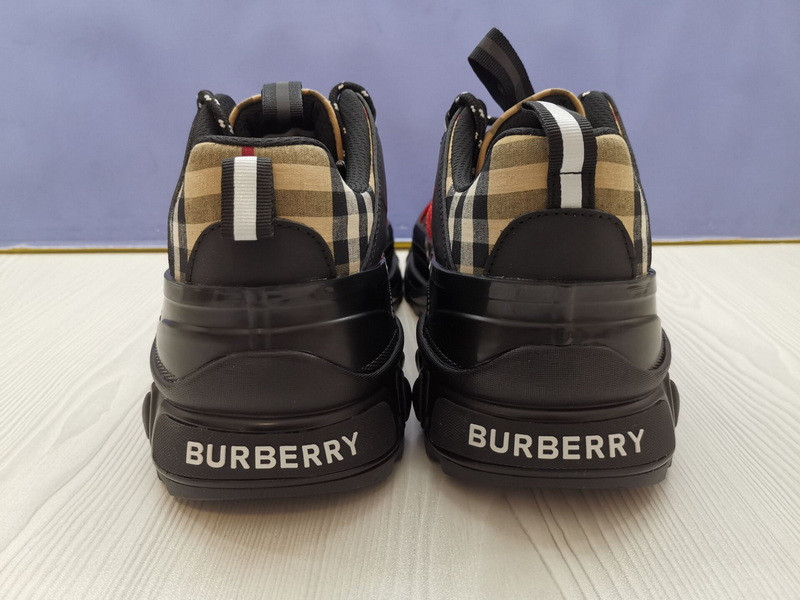 Bv*b*rry sneaker