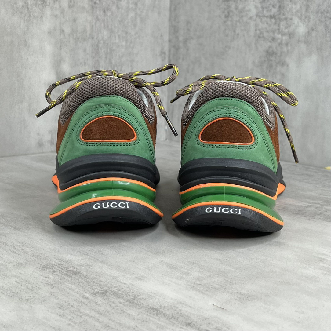 G*u*i sneaker