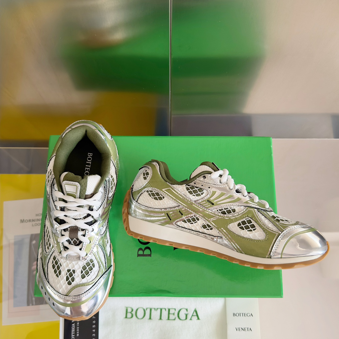 bo*te*ga Ve*ne*ta orbit sneaker